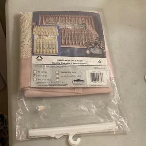 Cameo Rose Lace Insert